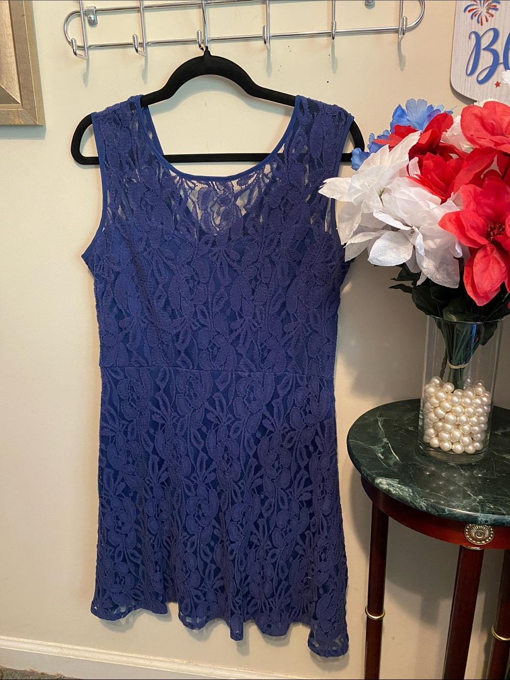 Halo Brand Sleeveless Lace A-Line Dress in Royal Blue w/back zipper. Size Large